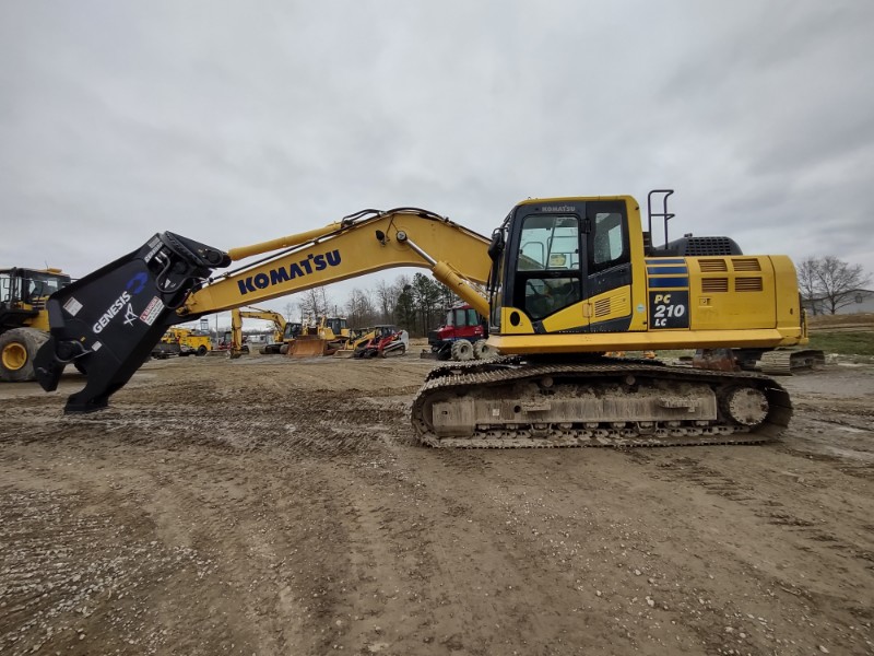 2016 KOMATSU PC210LC-10