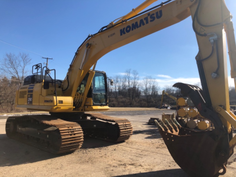 2020 KOMATSU PC290LC-11