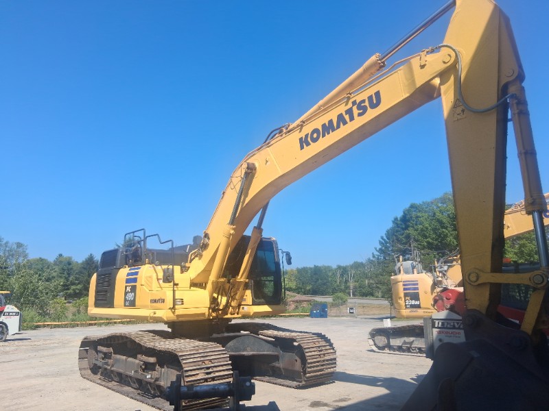 2022 KOMATSU PC490LC-11